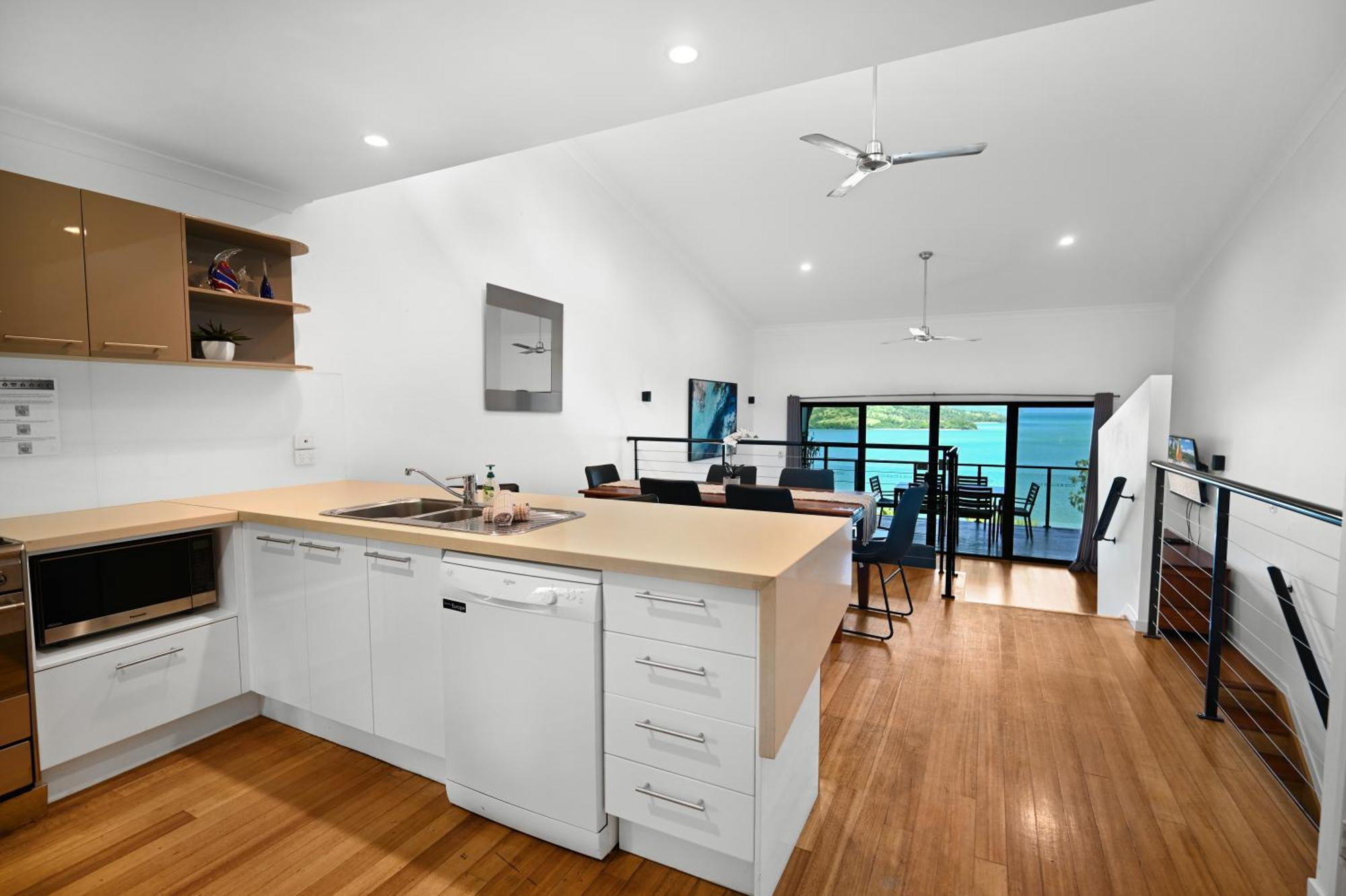 Shorelines Hamilton Island Luaran gambar